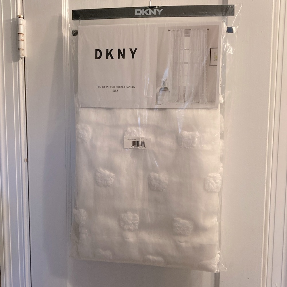 BNWT DKNY polka dot curtain